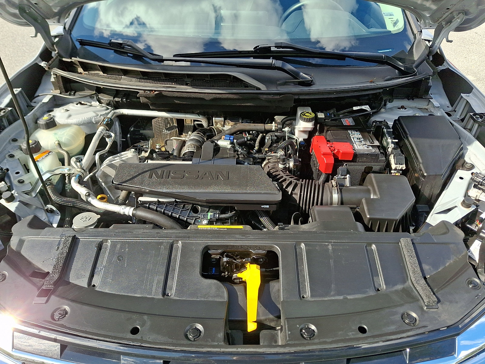 Used 2024 Nissan Rogue S image 28