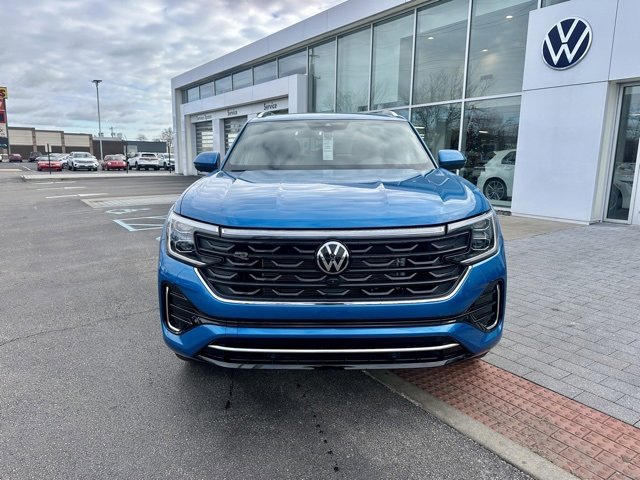 New 2025 Volkswagen Atlas Cross Sport SEL Premium R-Line image 2