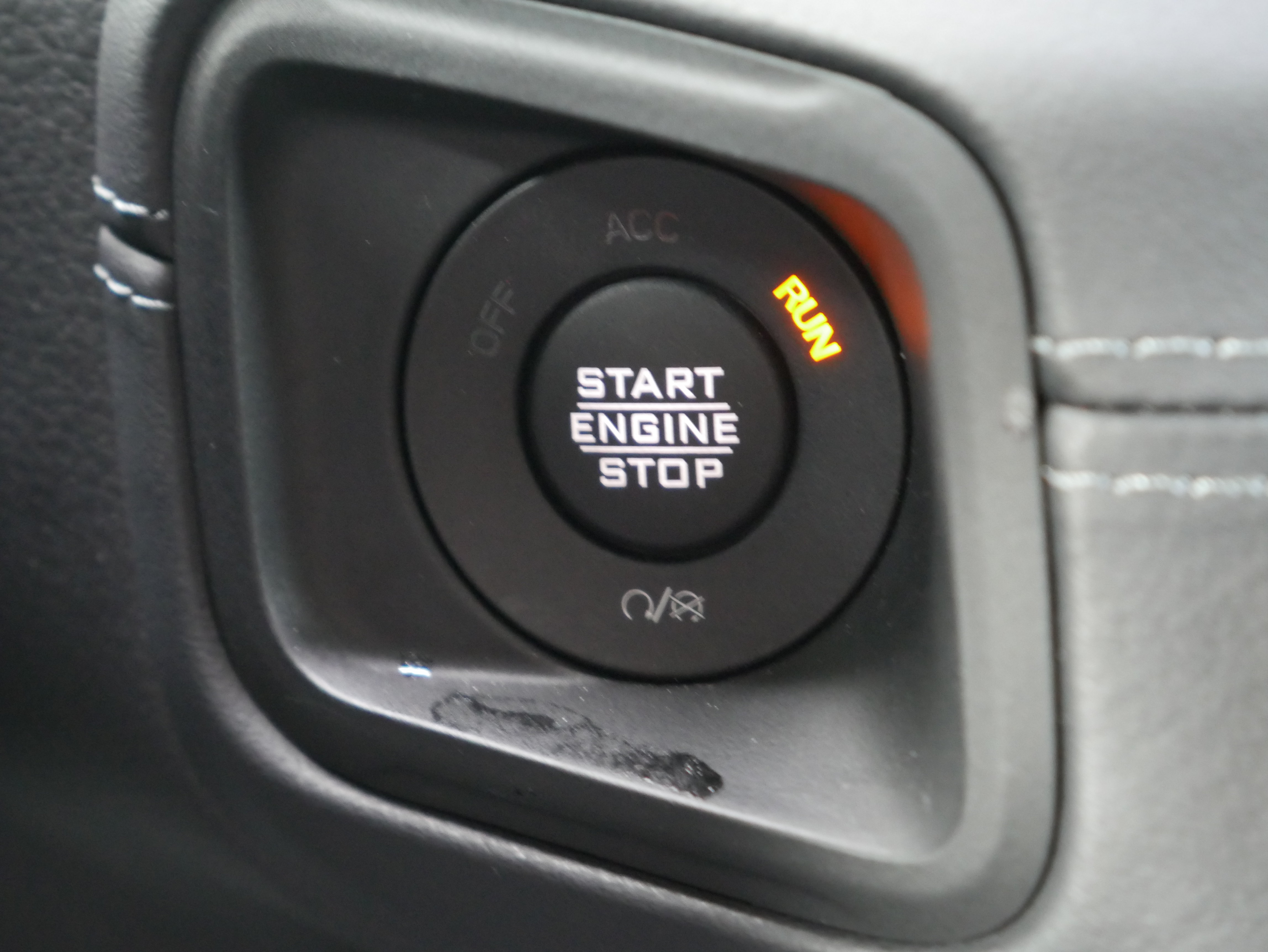 Used 2026 Jeep Gladiator Rubicon AWD/4WD image 8