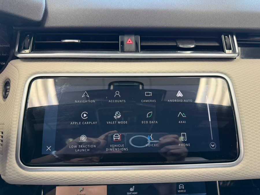 Used 2023 Land Rover Range Rover Velar R-Dynamic S AWD/4WD image 64