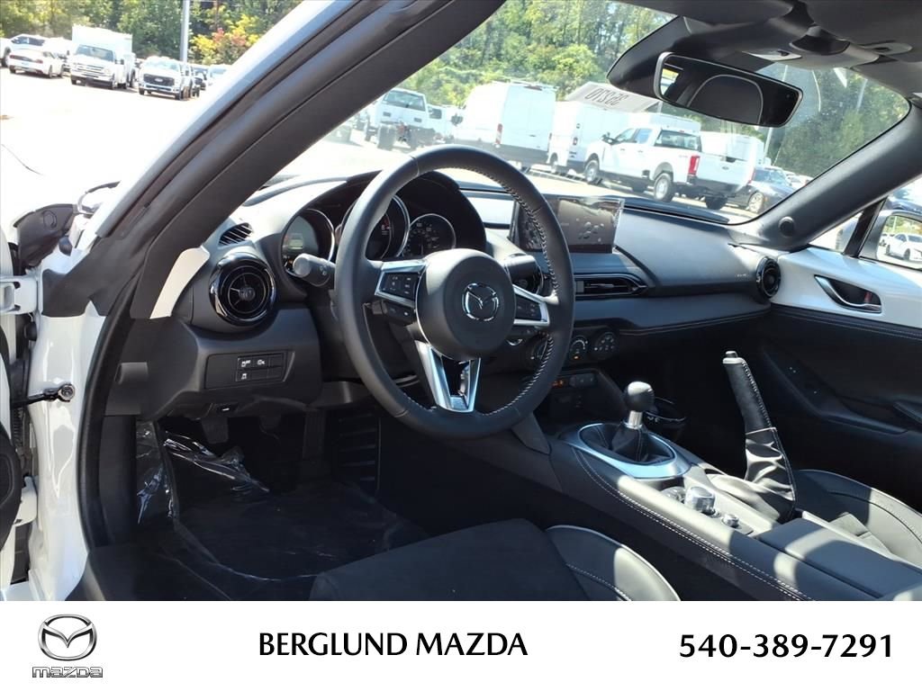 New 2025 MAZDA MX-5 Miata RF Club image 9