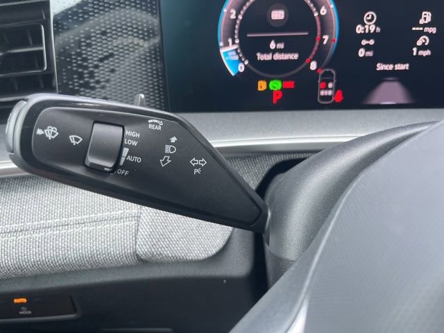 New 2026 Volkswagen Tiguan S image 10