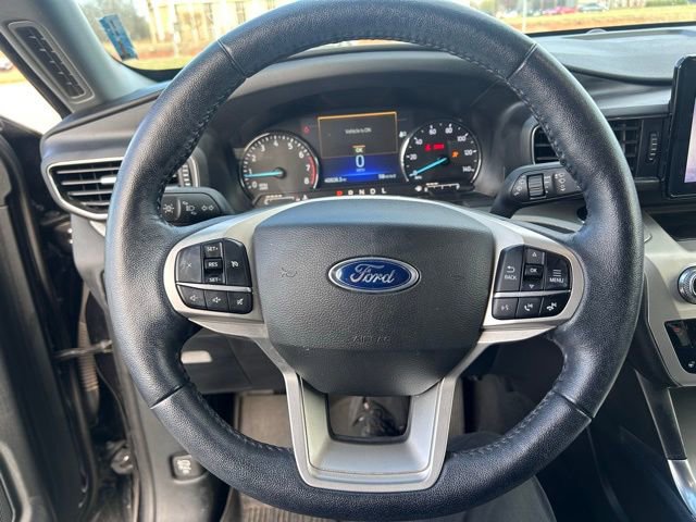 Used 2022 Ford Explorer XLT w/ Equipment Group 202A image 11