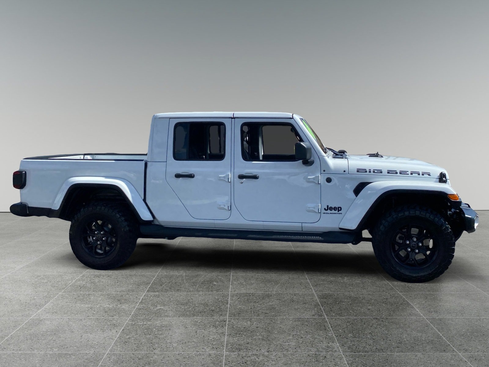 Used 2025 Jeep Gladiator Sport AWD/4WD image 6