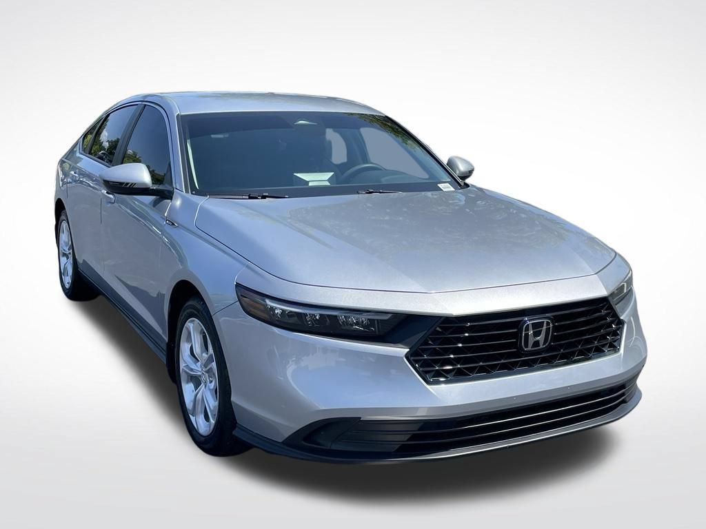 Certified 2025 Honda Accord LX image 12