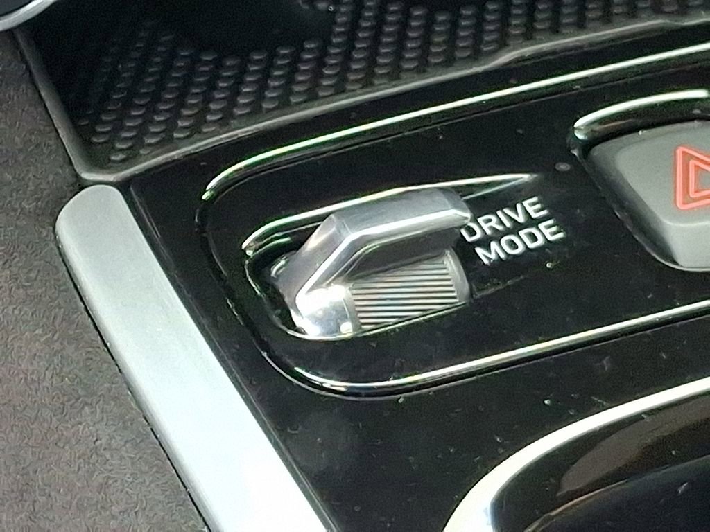 Used 2025 Lotus Emira image 26