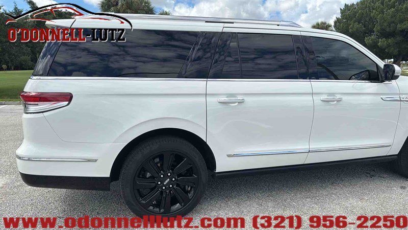 Used 2024 Lincoln Navigator L Reserve AWD/4WD image 8