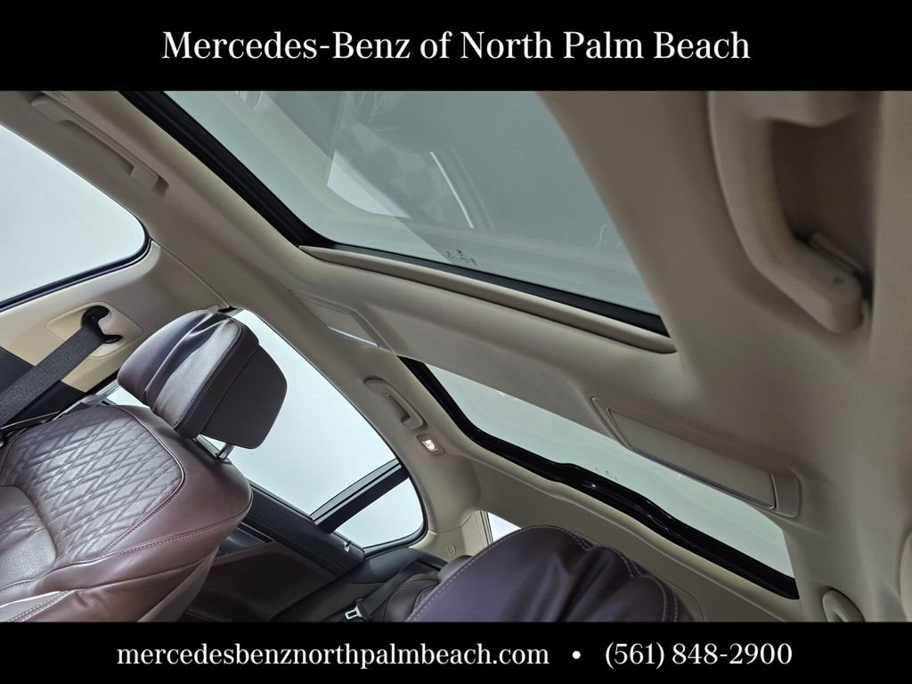 Used 2017 BMW 740i xDrive image 12