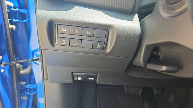 Used 2025 Nissan Kicks Play S FWD image 16