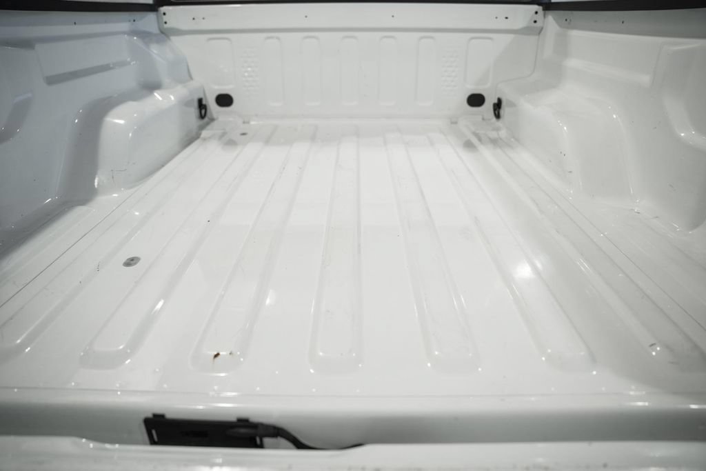 Certified 2022 Jeep Gladiator Sport AWD/4WD image 8