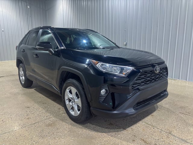 Used 2019 Toyota RAV4 XLE image 7