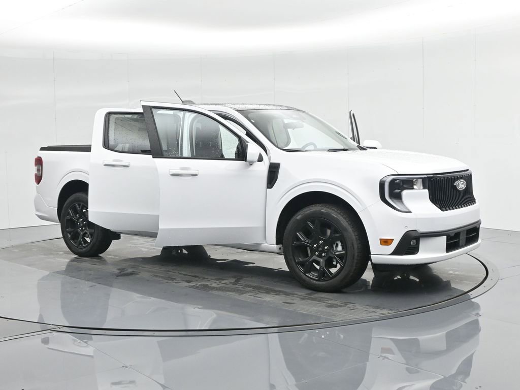 New 2025 Ford Maverick Lobo image 32
