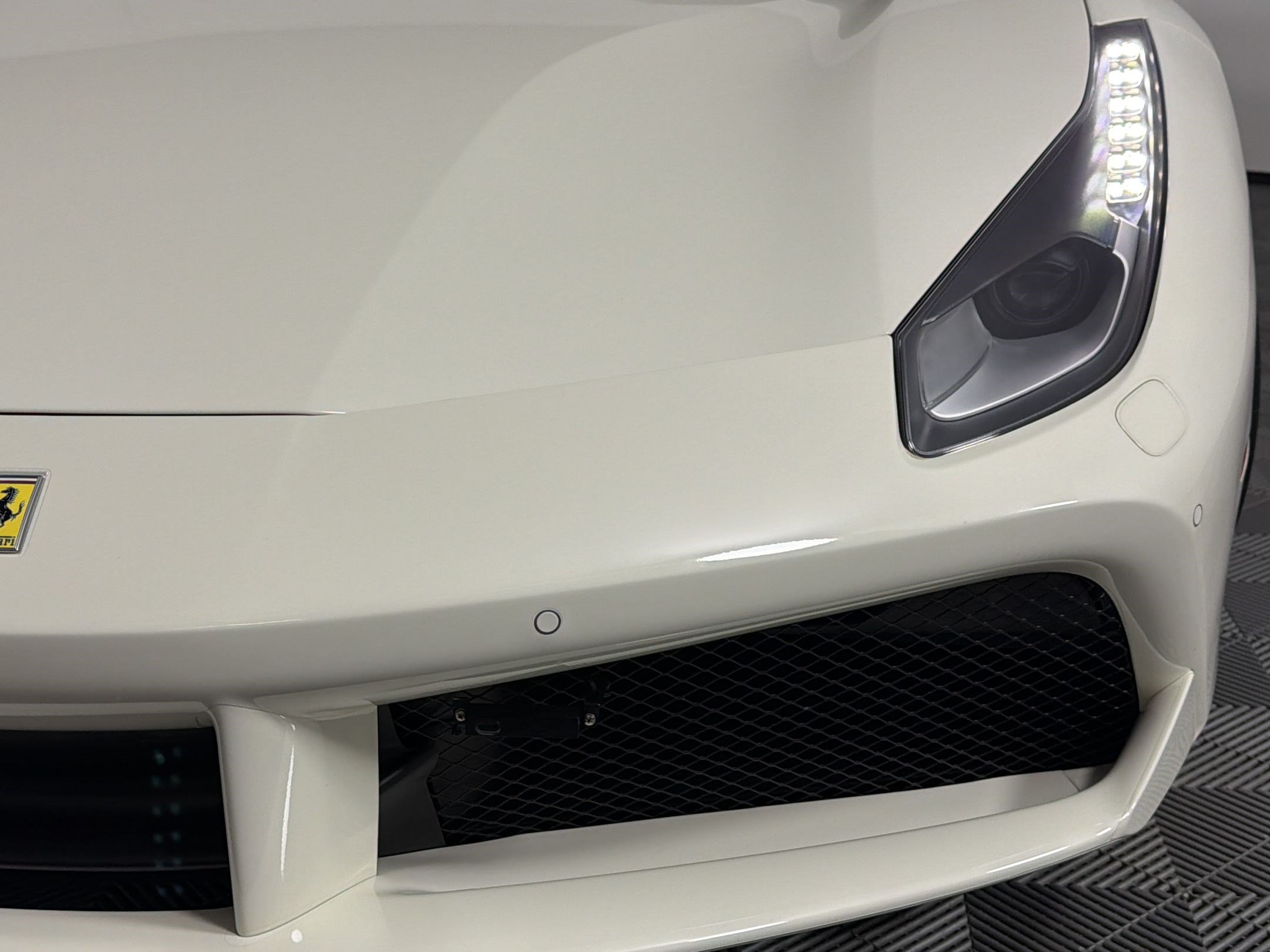 Used 2017 Ferrari 488 Spider RWD image 11