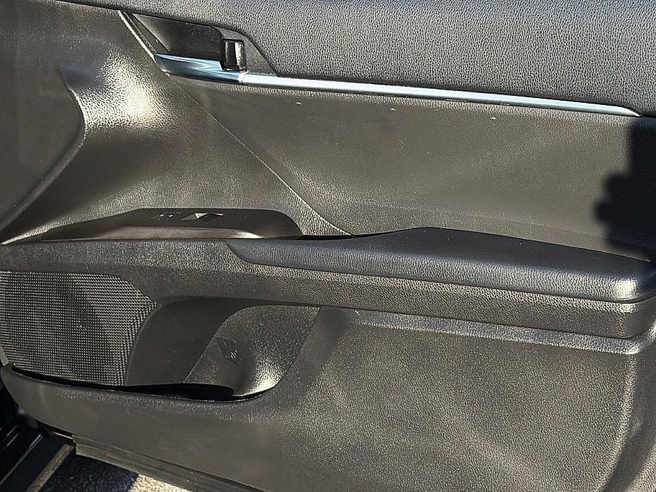 Used 2023 Toyota Camry LE image 20