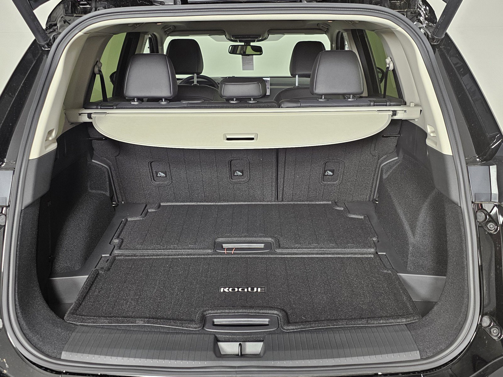 New 2026 Nissan Rogue Platinum w/ Platinum Premium Package image 18