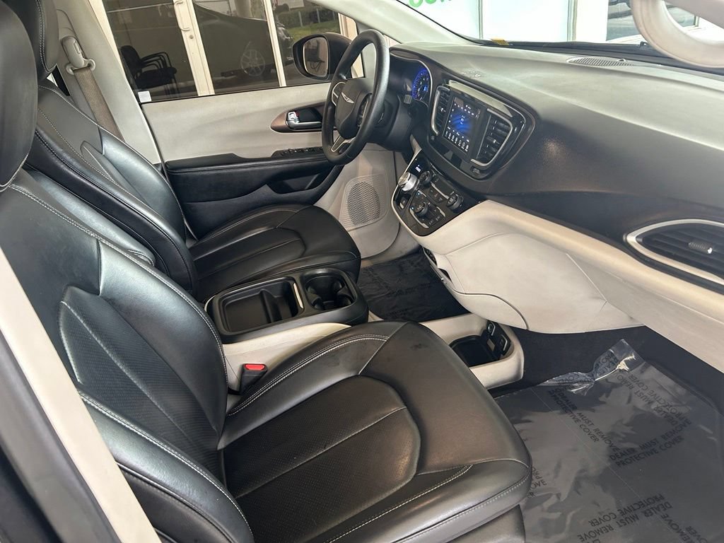 Used 2021 Chrysler Voyager Lxi FWD image 23