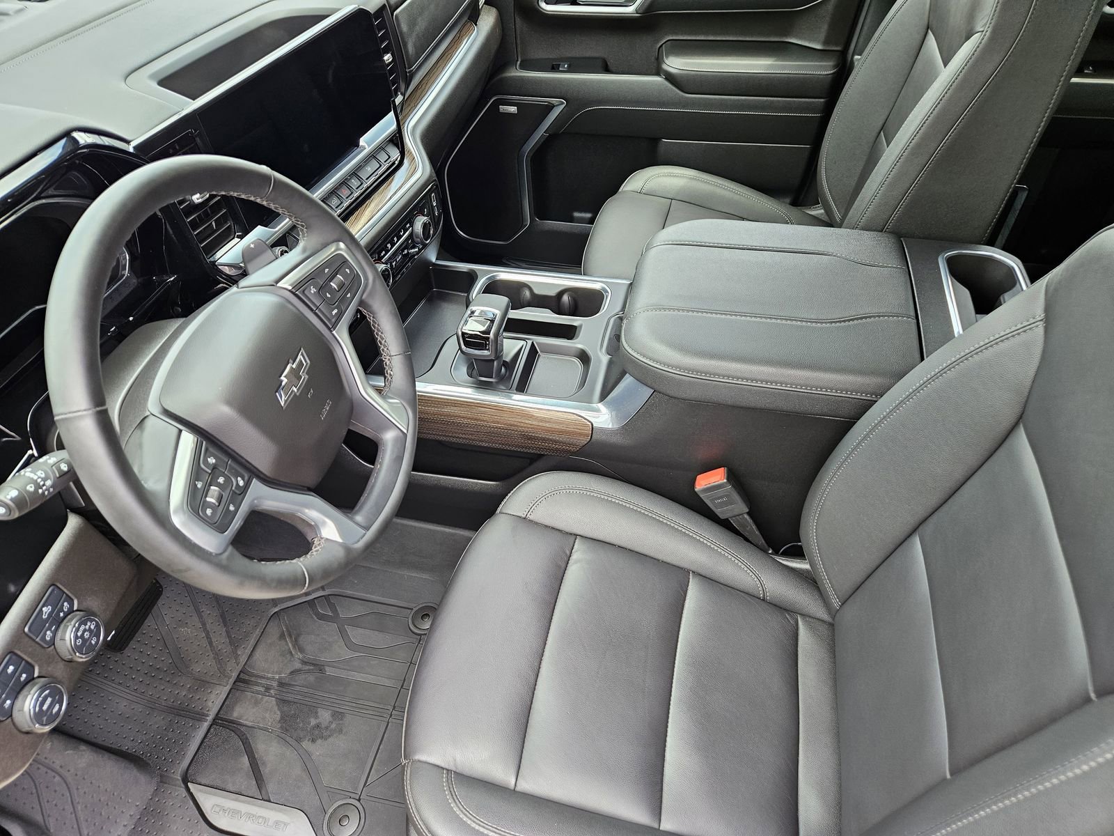 Certified 2025 Chevrolet Silverado 1500 RST w/ Convenience Package II AWD/4WD image 19