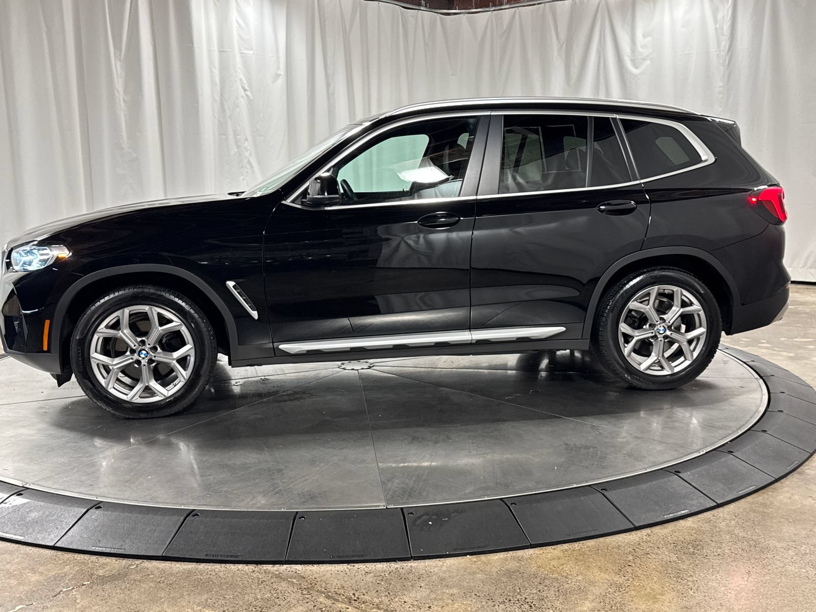 Used 2023 BMW X3 xDrive30i AWD/4WD image 8