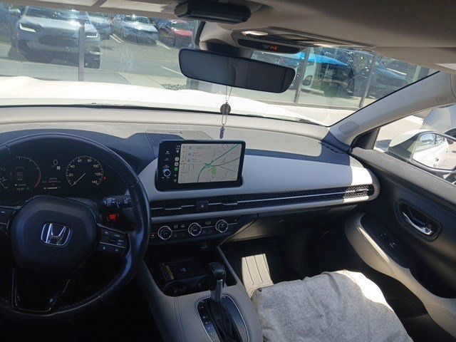 Used 2023 Honda HR-V EX-L image 18