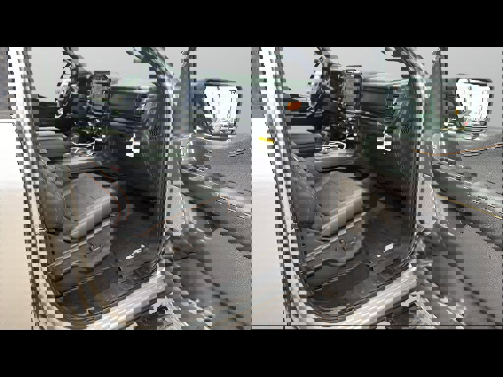 Used 2025 Ford F150 Tremor w/ Tow/Haul Package image 22