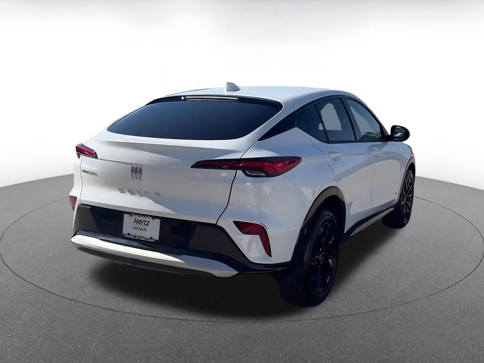 Used 2025 Buick Envista Sport Touring image 14