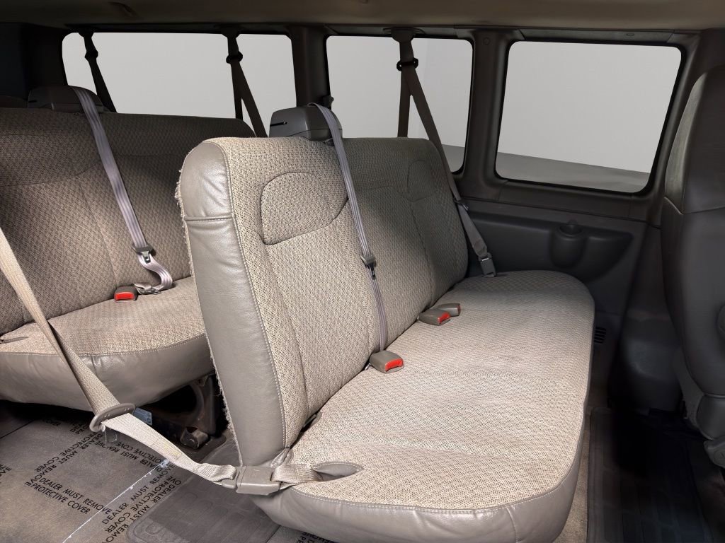 Used 2008 Chevrolet Express 3500 Extended Passenger w/ LT Preferred Equipment Group image 19