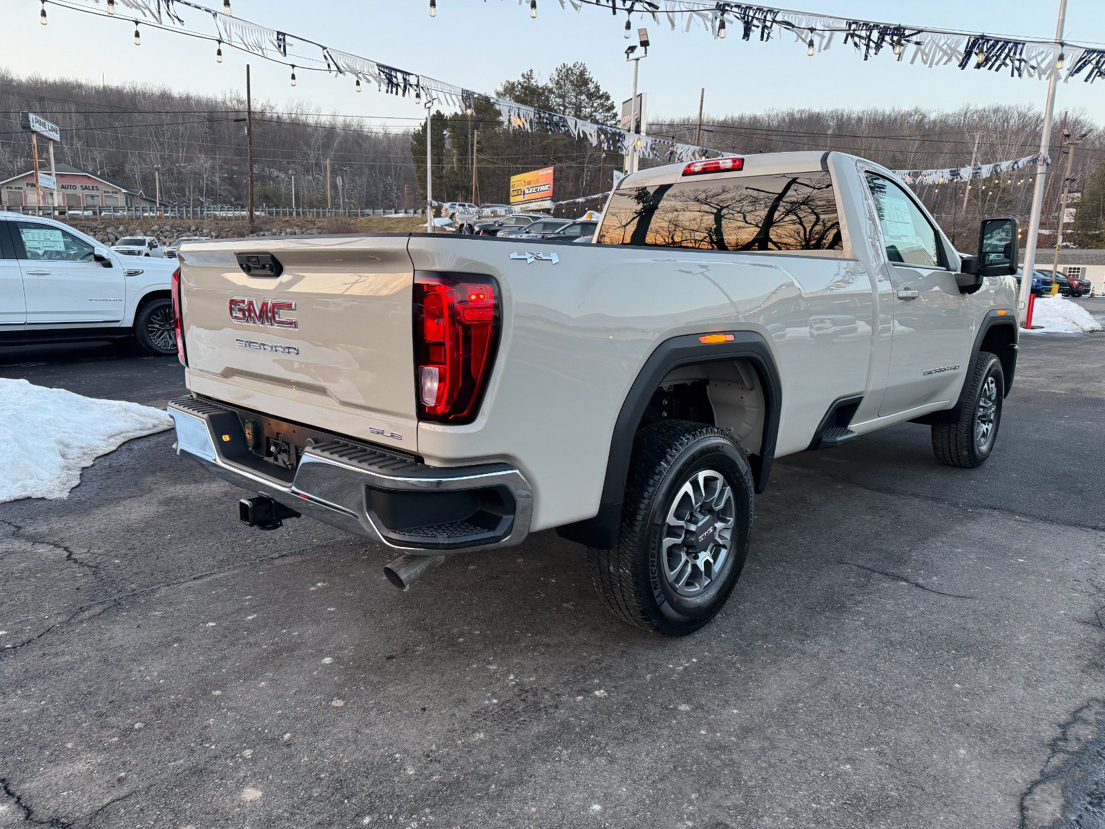 New 2026 GMC Sierra 3500 SLE AWD/4WD image 5