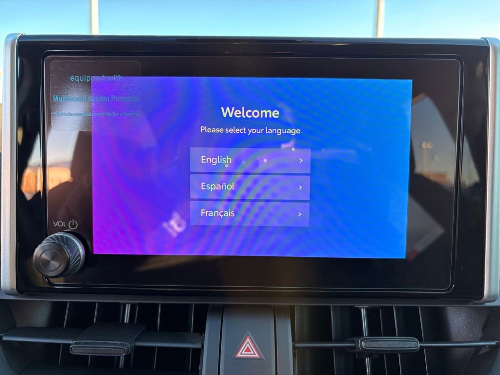 Used 2025 Toyota RAV4 XLE image 15