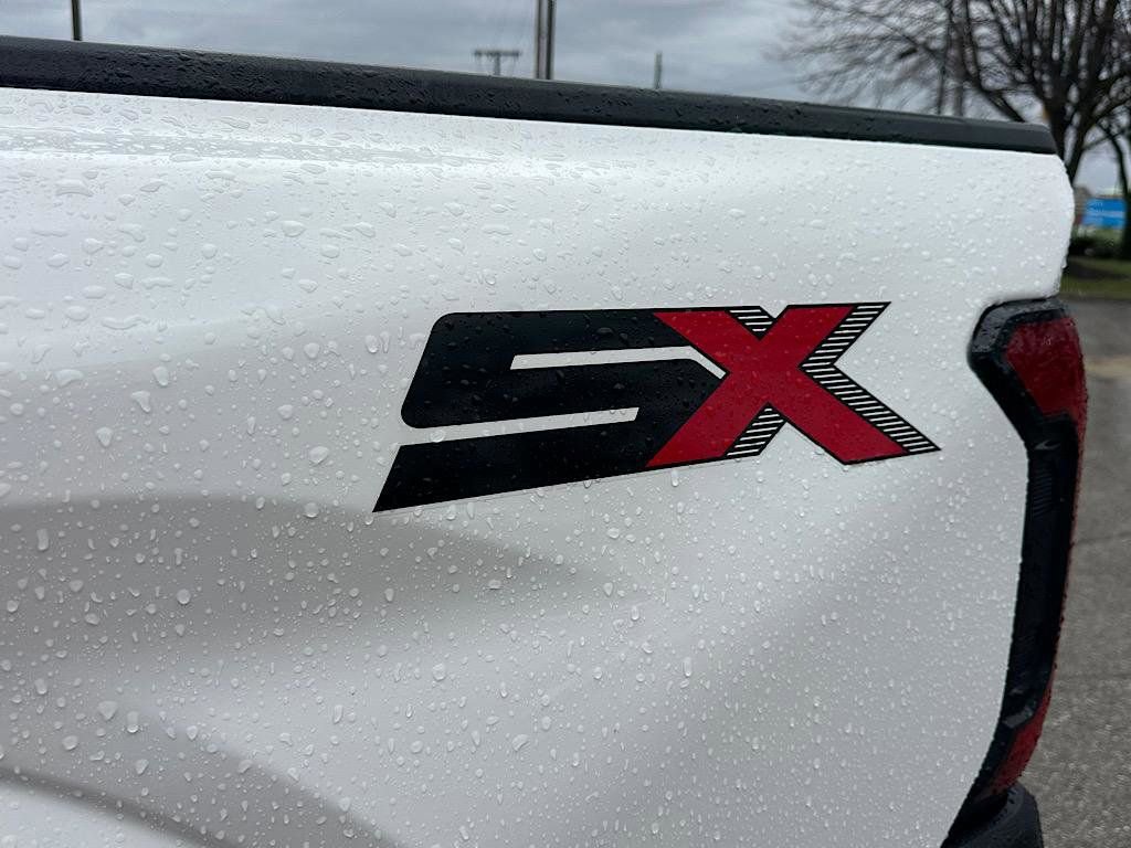 Certified 2025 Toyota Tacoma SR image 9