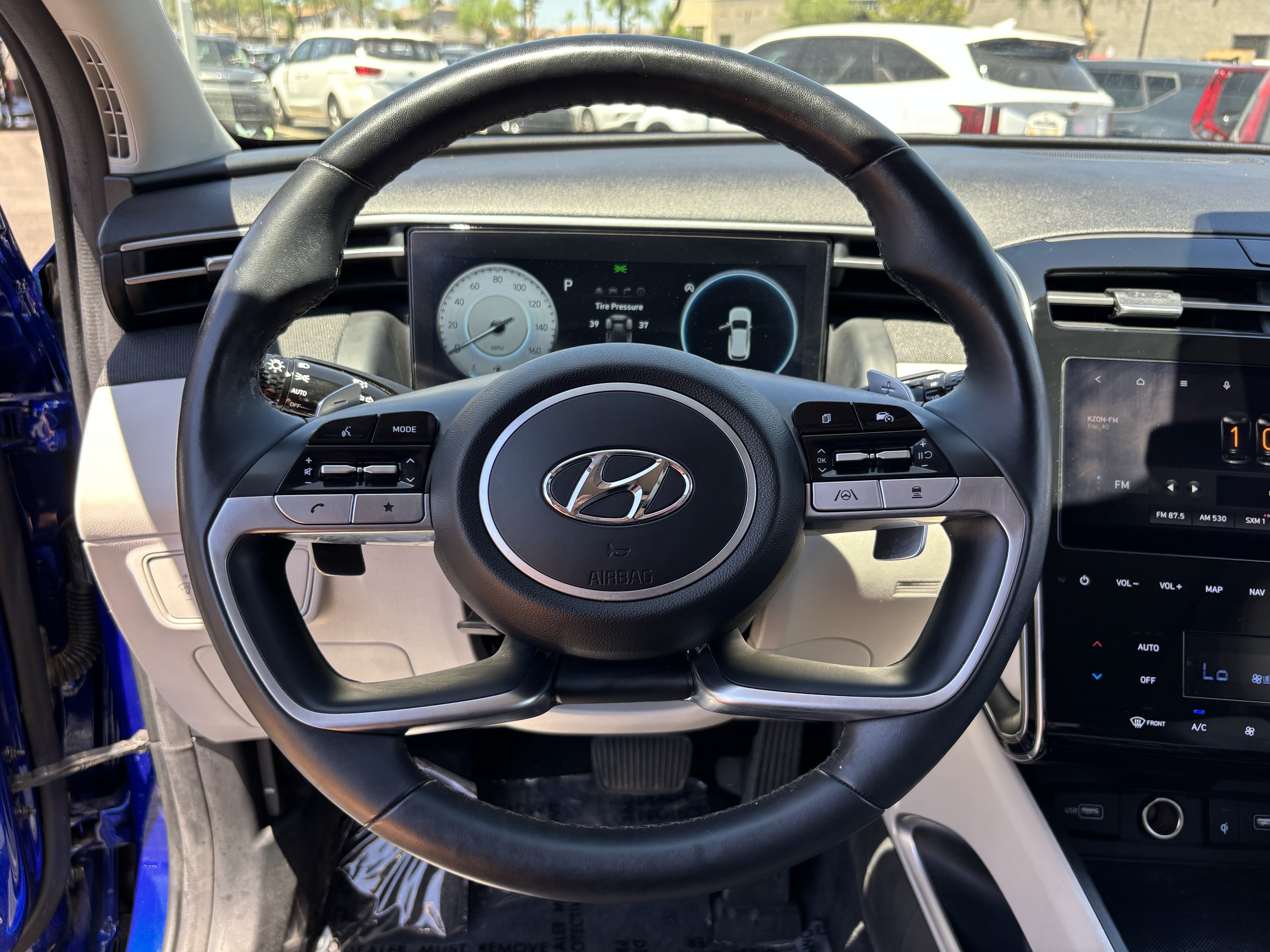 Used 2022 Hyundai Tucson Limited AWD/4WD image 25