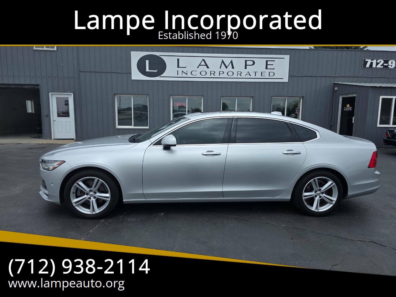 Used 2018 Volvo S90 T5 Momentum w/ Convenience Package FWD image 1