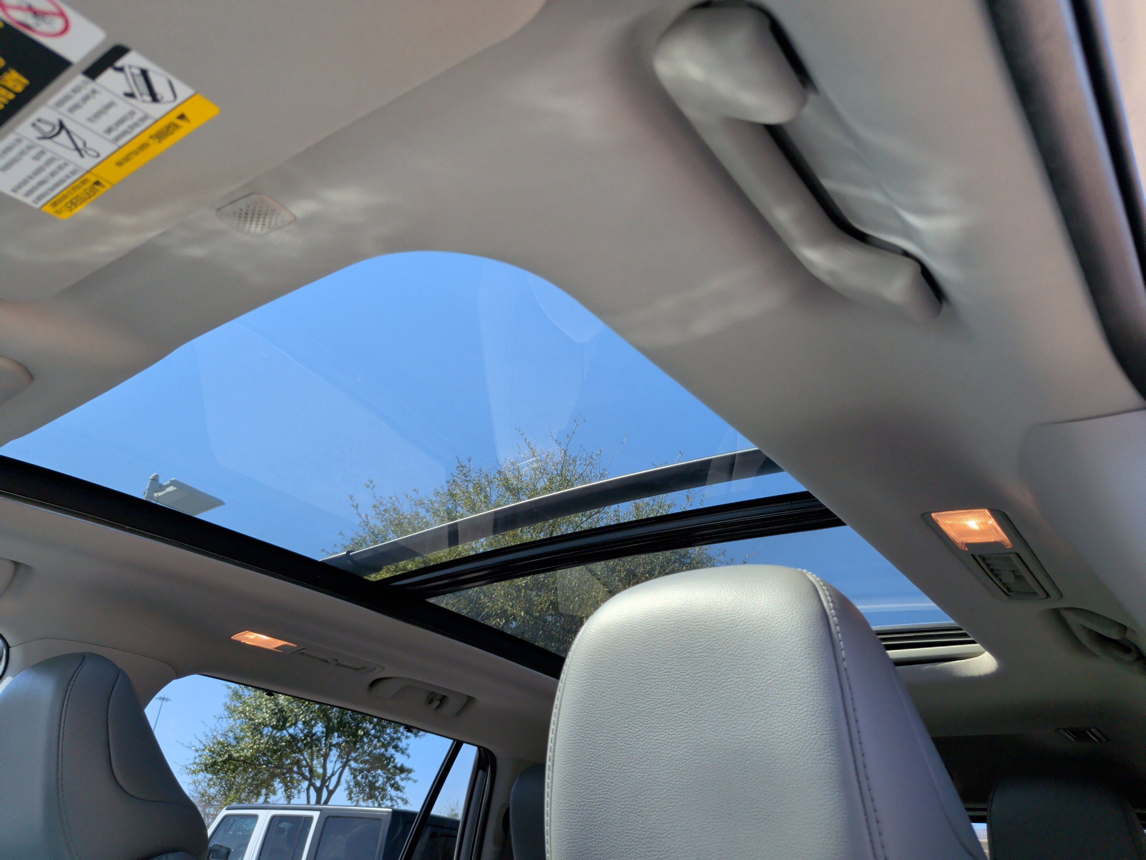 Used 2021 Toyota Highlander Platinum image 29