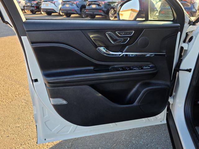 Used 2023 Lincoln Corsair FWD image 22