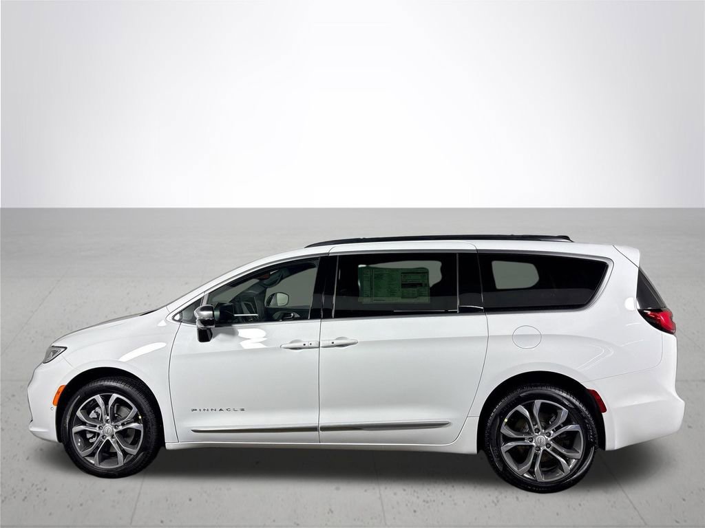 New 2026 Chrysler Pacifica Pinnacle image 9