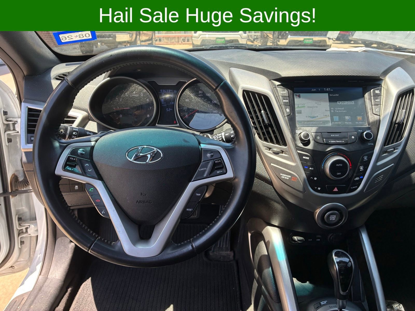 Used 2017 Hyundai Veloster Value Edition FWD image 3