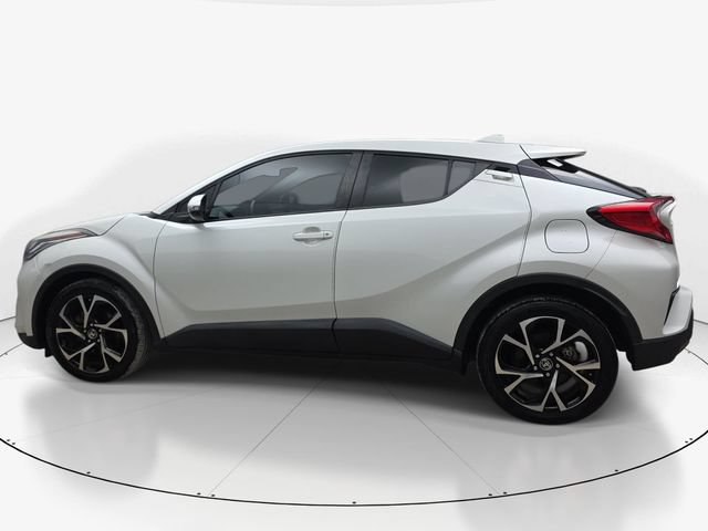 Used 2021 Toyota C-HR XLE FWD image 7