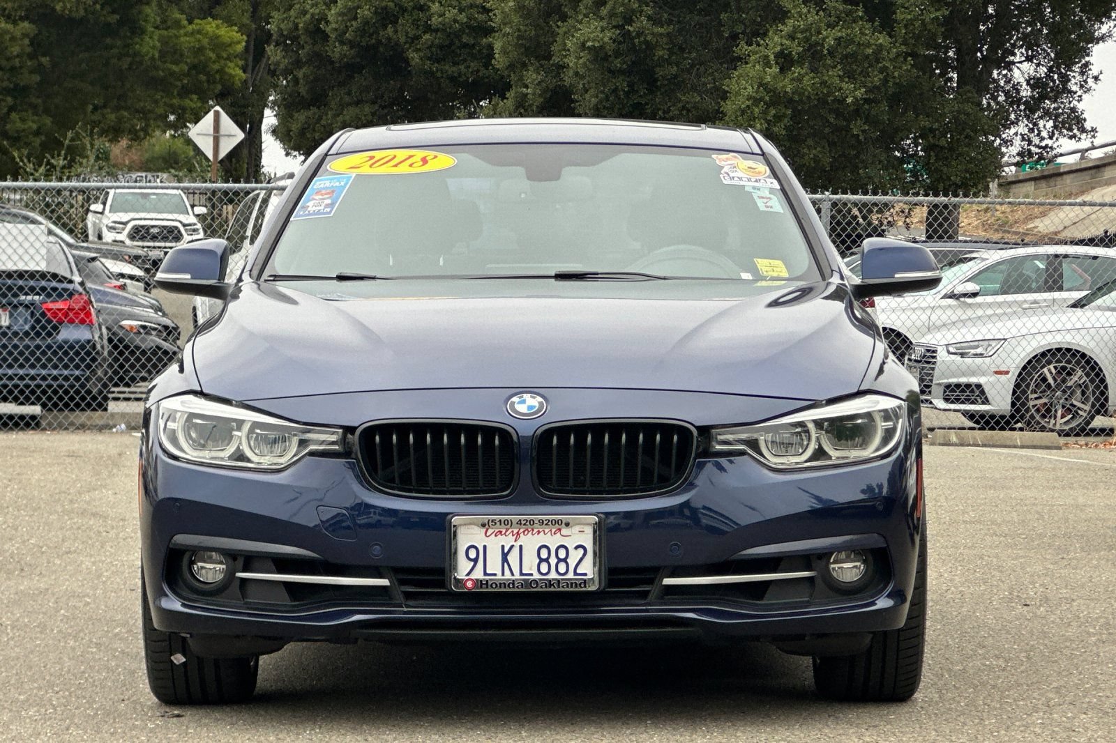 Used 2018 BMW 330i Sedan w/ Convenience Package RWD image 11
