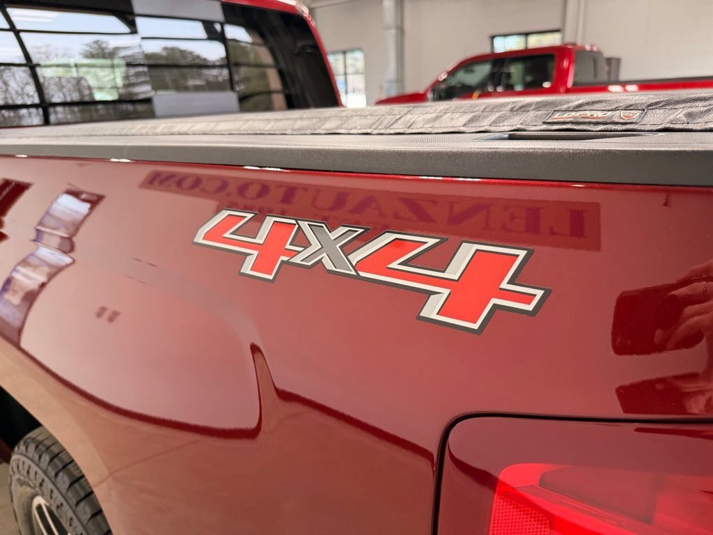 Used 2016 Chevrolet Silverado 1500 LTZ w/ Sport Package AWD/4WD image 18