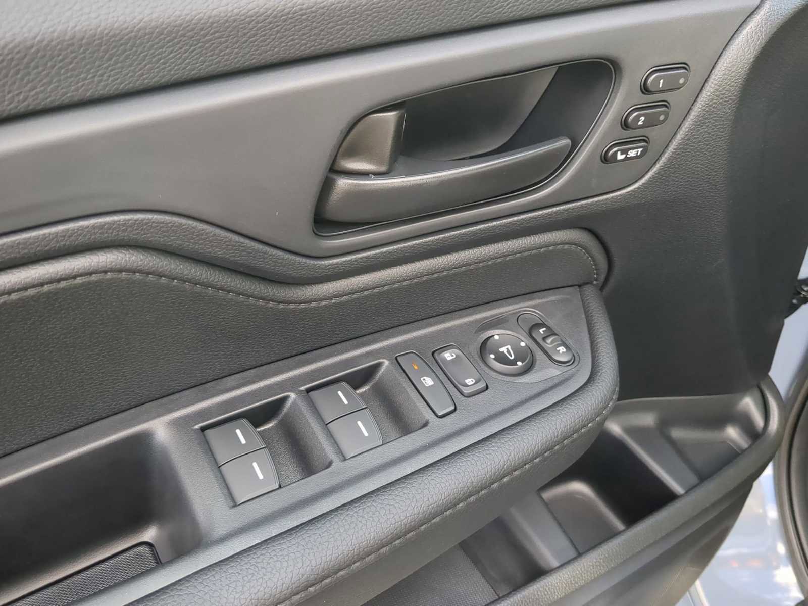 New 2026 Honda Odyssey Sport-L image 12