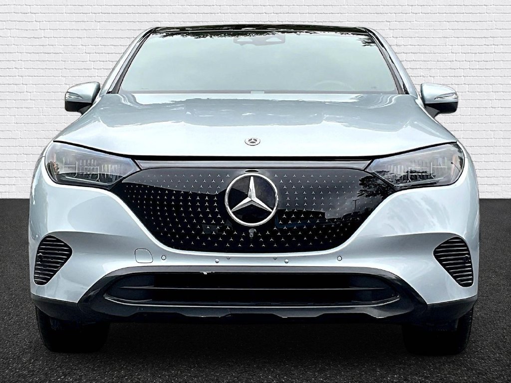 Used 2023 Mercedes-Benz EQE 350+ SUV w/ Exclusive Trim Package image 2