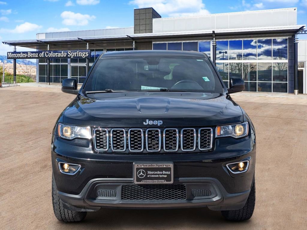 Used 2022 Jeep Grand Cherokee Laredo E AWD/4WD image 2