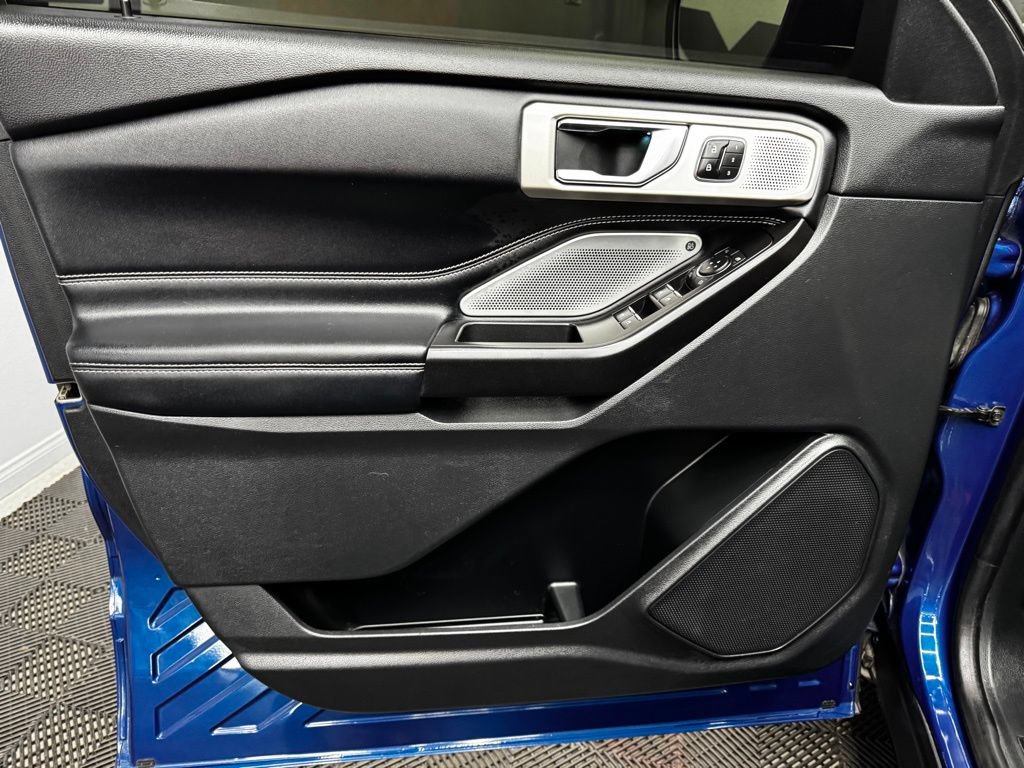 Used 2020 Ford Explorer ST w/ ST High-Performance Pack AWD/4WD image 38