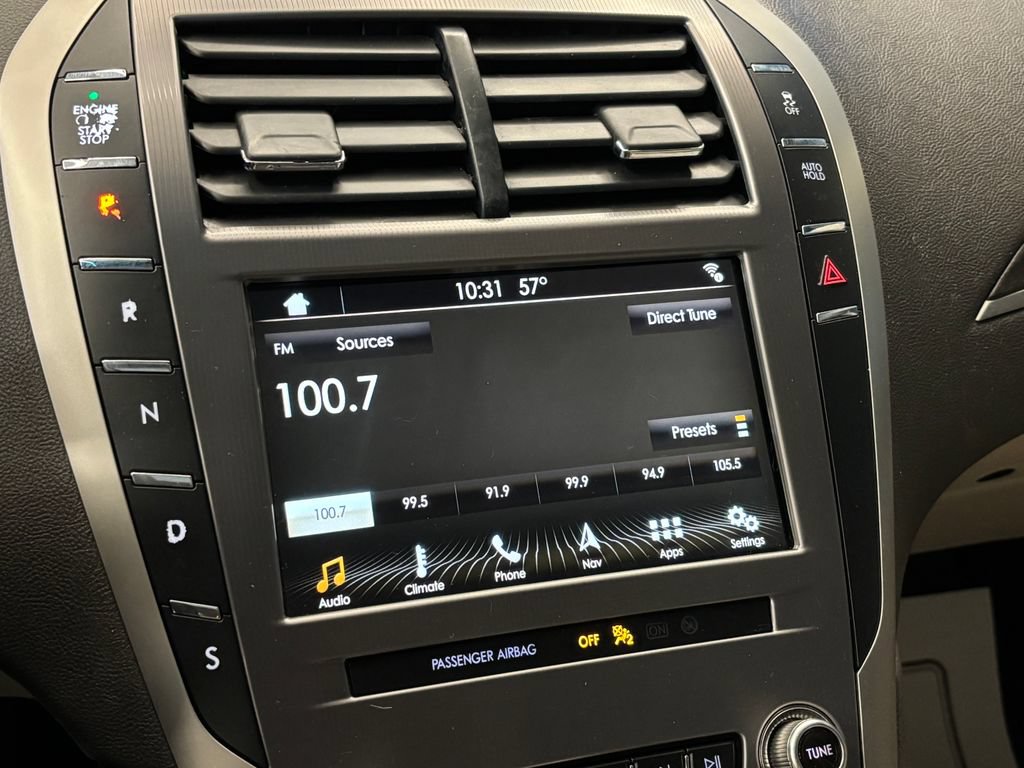 Used 2019 Lincoln MKZ Reserve FWD image 13