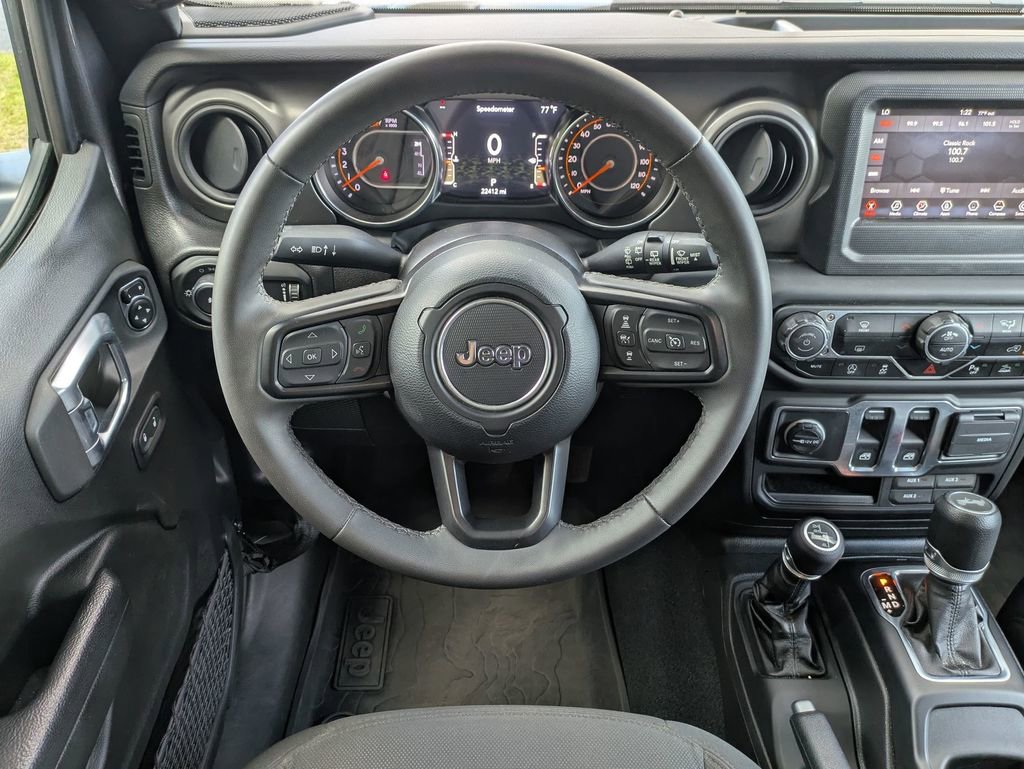 Used 2023 Jeep Wrangler Sport S image 17
