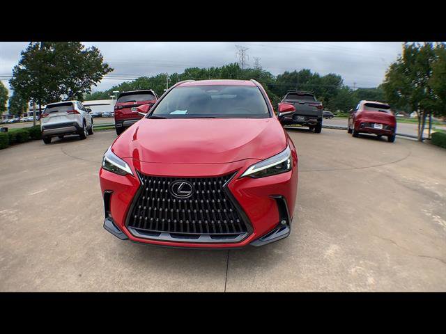 Certified 2025 Lexus NX 250 FWD w/ Towing Package (2000 Lbs) image 3