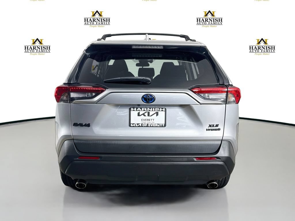 Used 2021 Toyota RAV4 XLE w/ Convenience Package AWD/4WD image 6