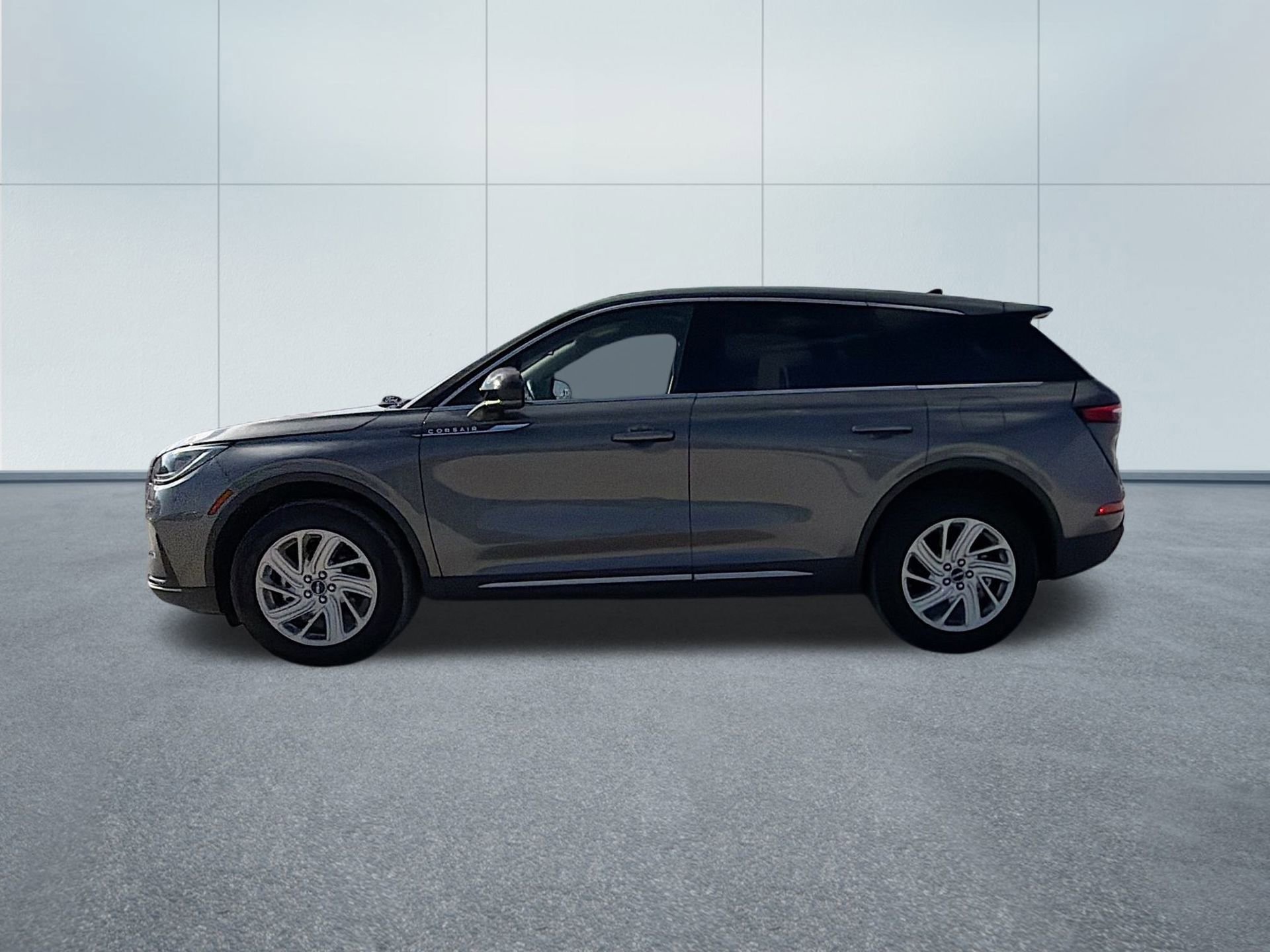 Used 2025 Lincoln Corsair FWD image 10