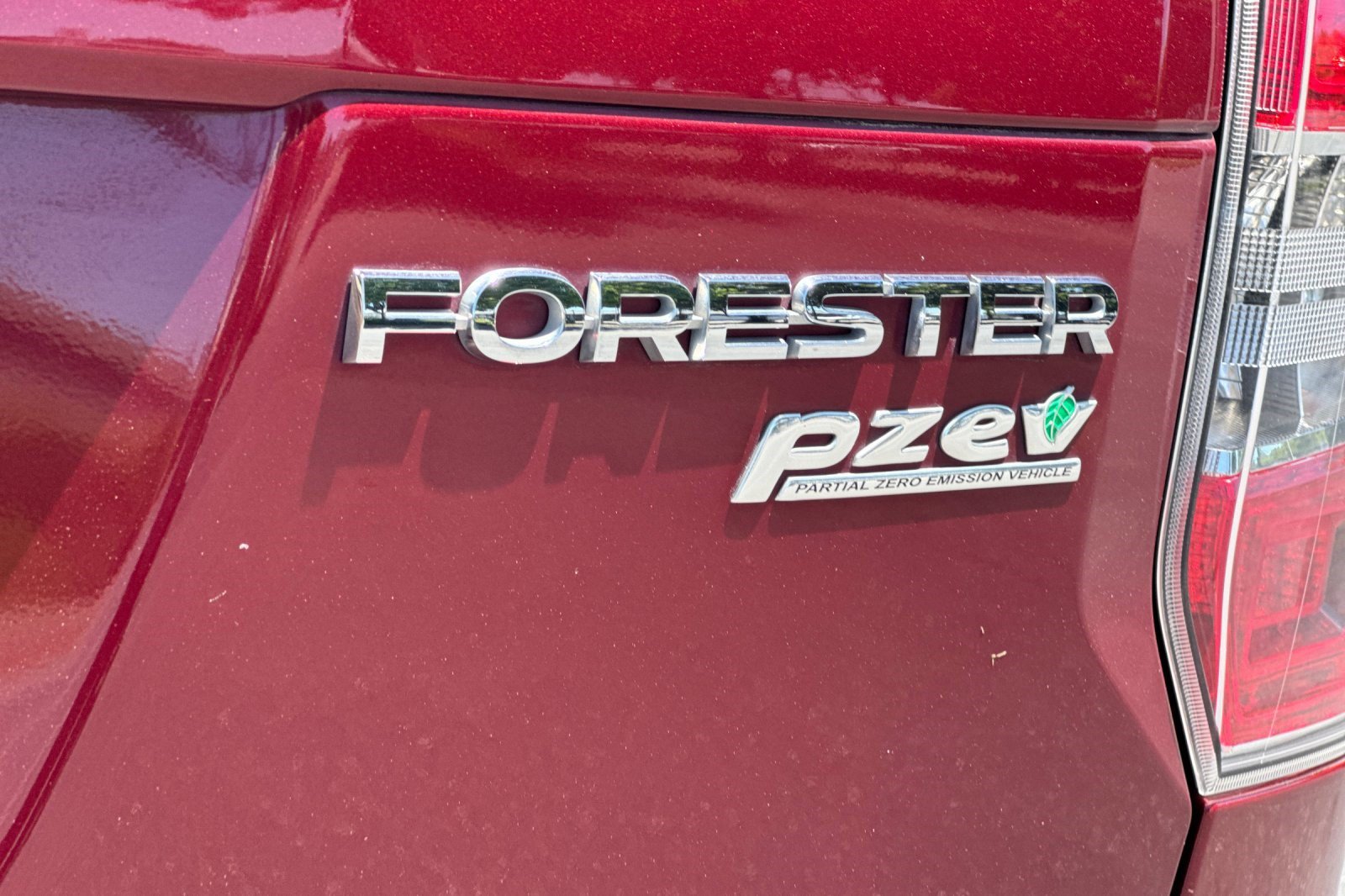 Used 2016 Subaru Forester 2.5i Premium w/ Popular Package #1 AWD/4WD image 36
