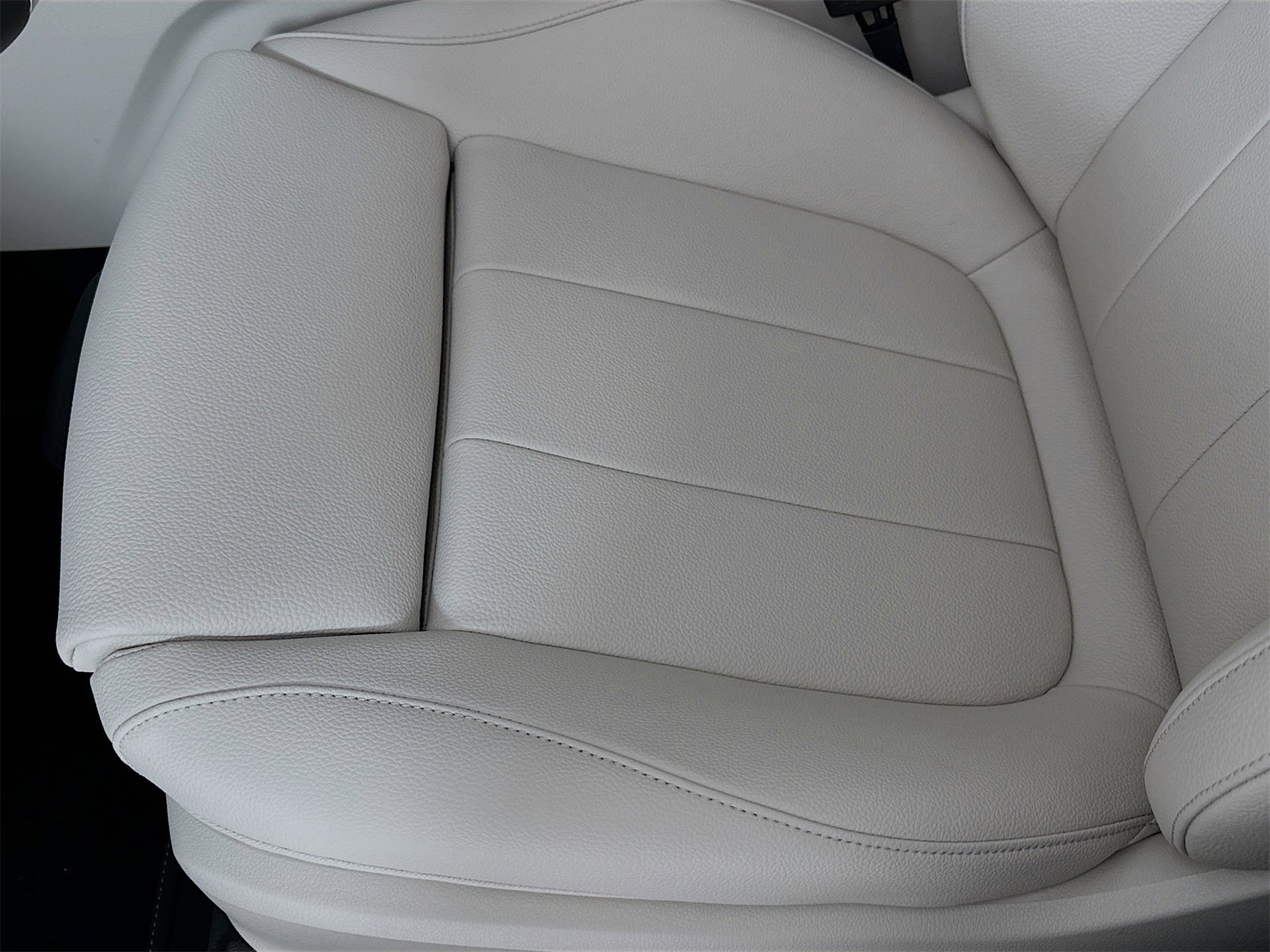 New 2026 Mercedes-Benz GLB 250 image 20