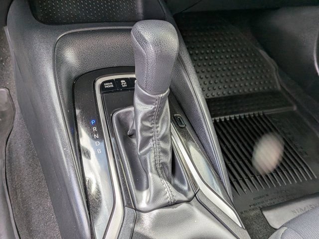 Used 2025 Toyota Corolla LE FWD image 20